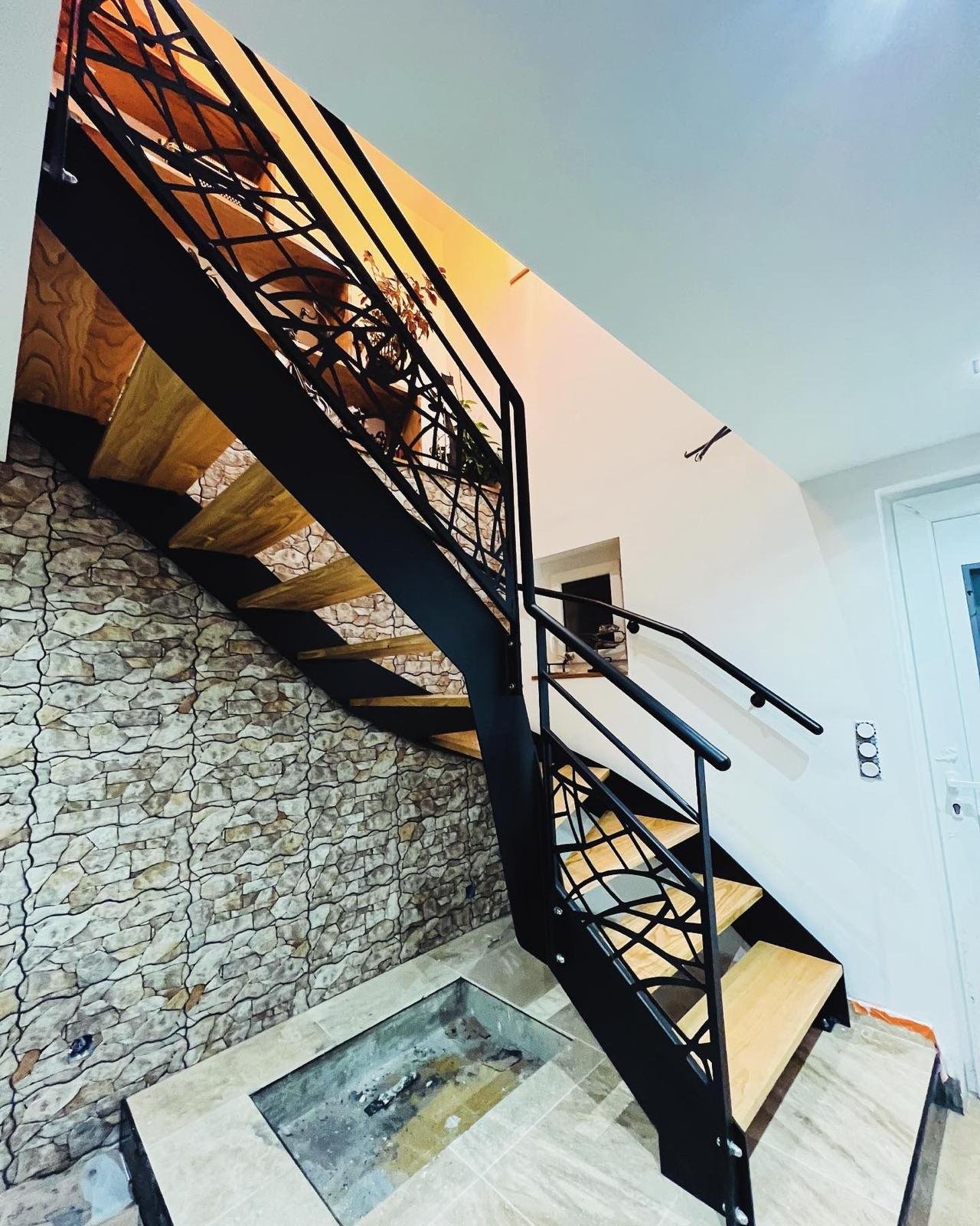 Escalera volada - vista principal