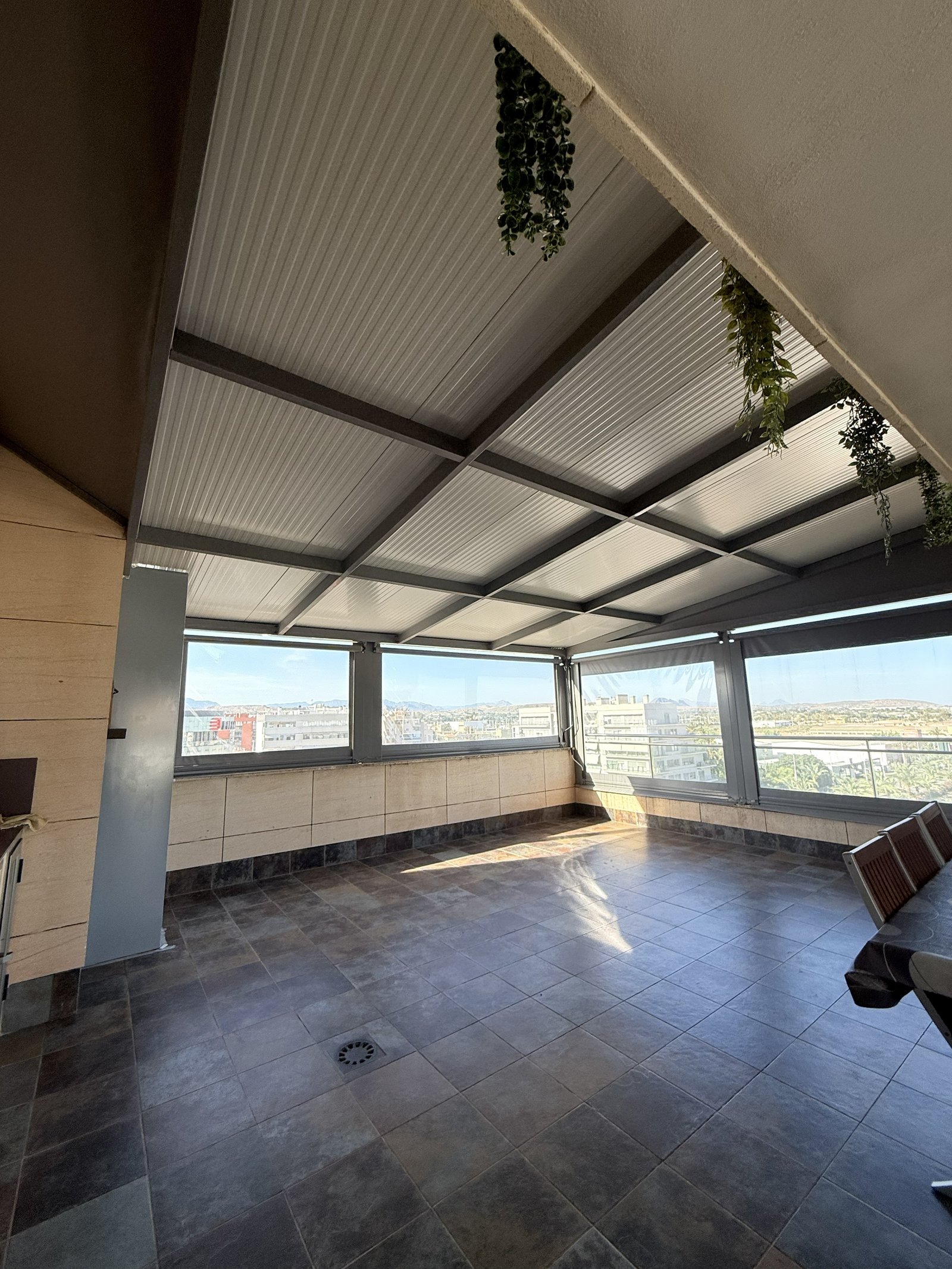 Detalle de pérgola exterior