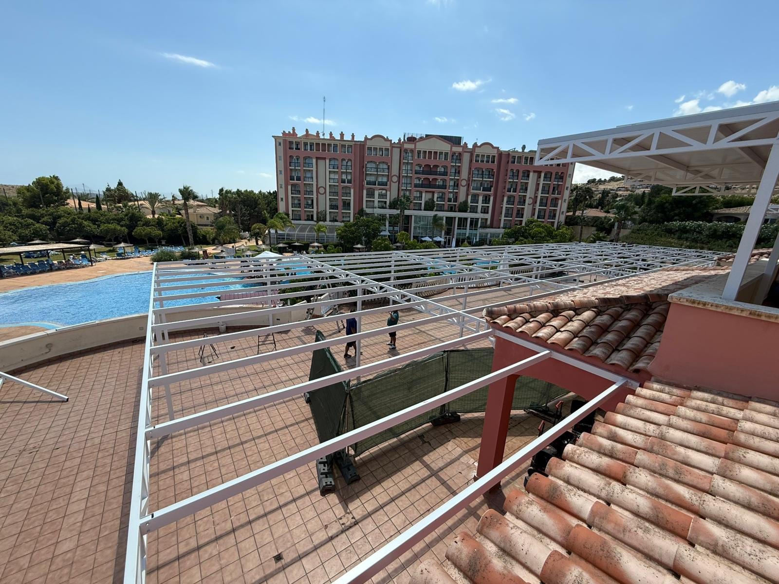 Pérgola contemporánea